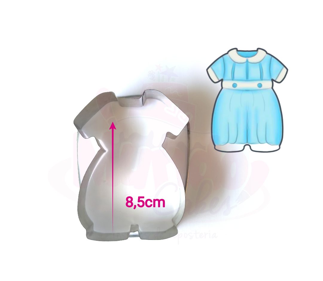 Cortador metal ropita niño